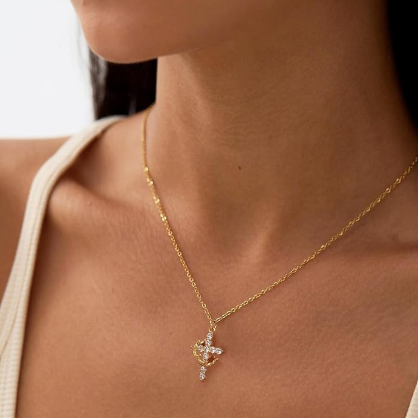 Collier - Croix Couronnée
