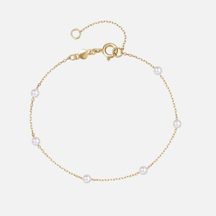 Pulseras elegantes de seis perlas para un estilo atemporal