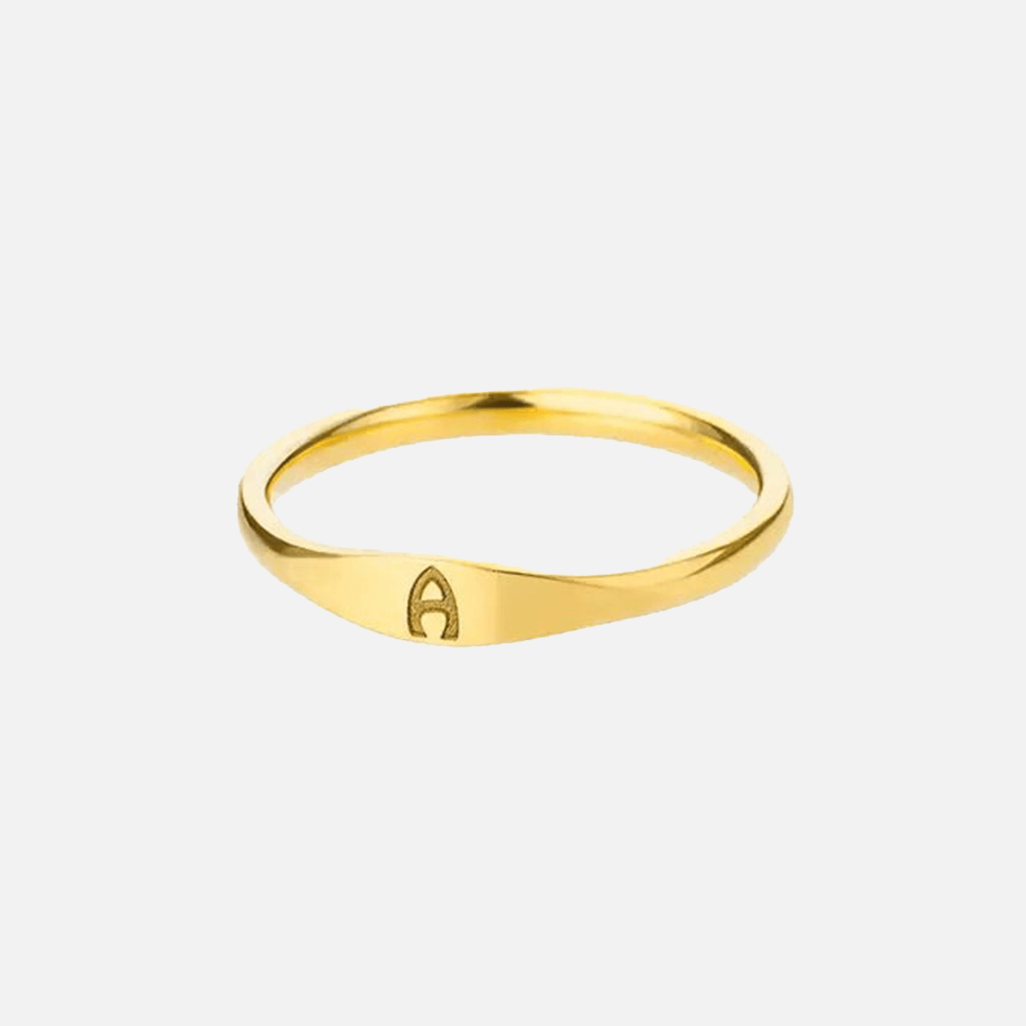 Bague initiale personnalisée élégante