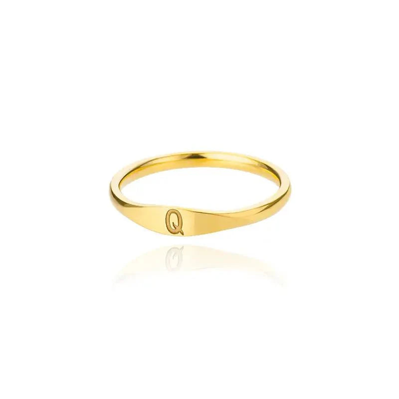 Bague initiale personnalisée élégante
