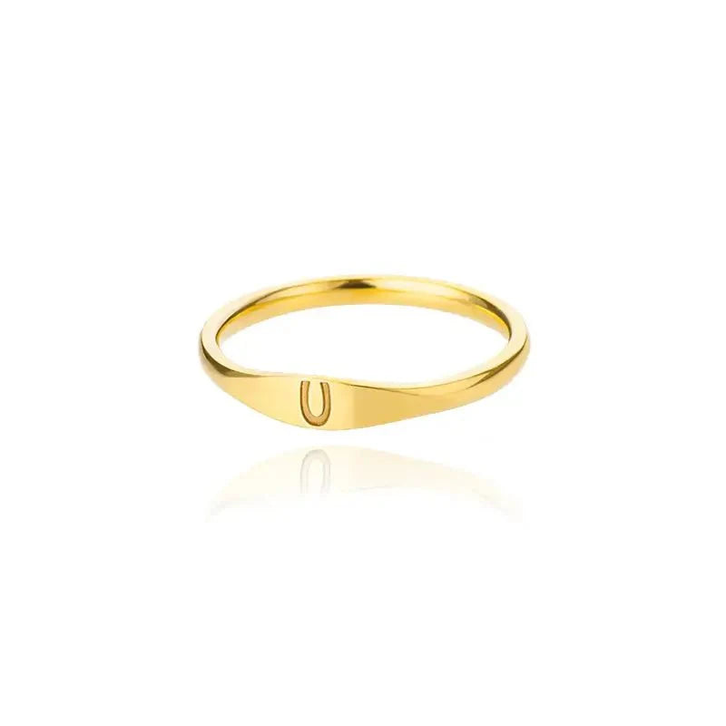 Bague initiale personnalisée élégante