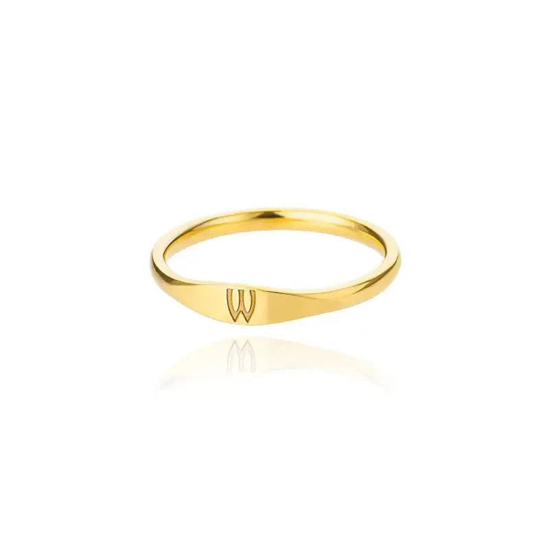 Bague initiale personnalisée élégante